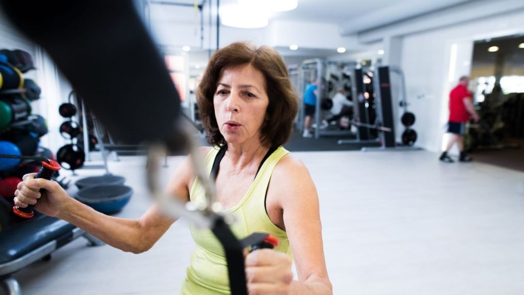 over 40 woman doing beachbody
